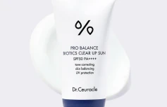 Солнцезащитный осветляющий крем с пробиотиками Dr.Ceuracle Pro Balance Biotics Clear Up Sun SPF 50+ PA++++
