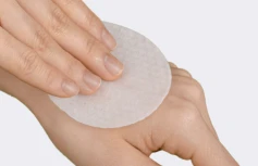 Тонизирующие пэды для лица с растительными экстрактами Fraijour Original Herb Wormwood Pore Pad