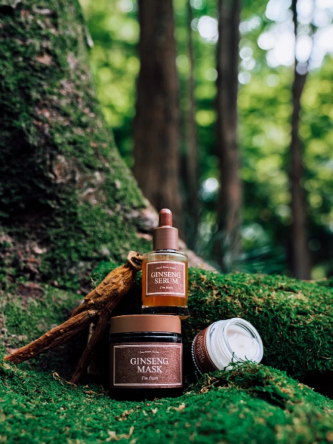 Разглаживающий крем для век с женьшенем I'm from Ginseng Eye Cream