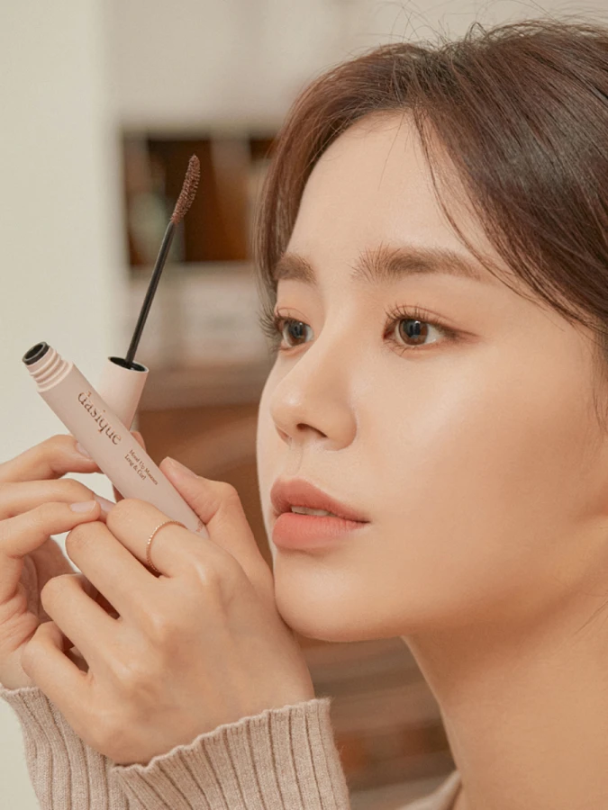 Удлиняющая тушь с эффектом подкручивания ресниц в коричневом оттенке Dasique Mood Up Mascara Long & Curl #02 Choco Brown