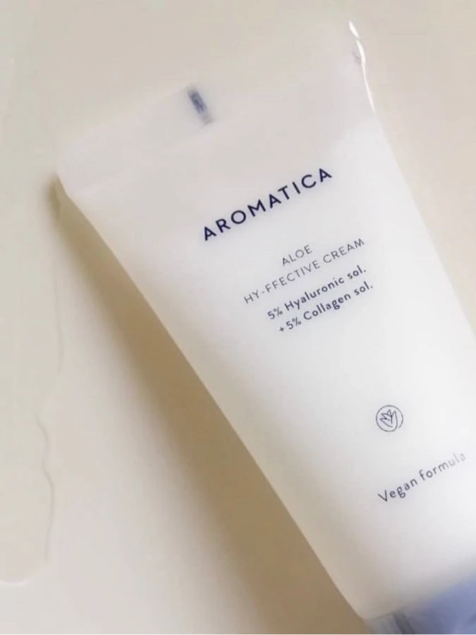 Увлажняющий крем с алоэ, гиалуроновой кислотой и коллагеном Aromatica Aloe Hy-ffective Cream