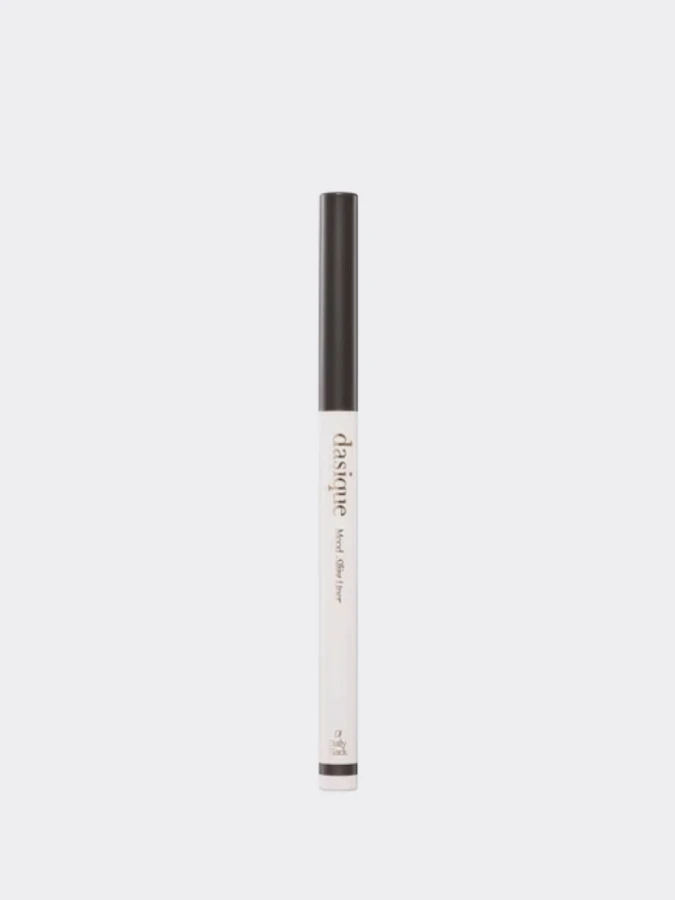 Ультратонкий карандаш для век в чёрном оттенке Dasique Mood Slim Liner #01 Daily Black