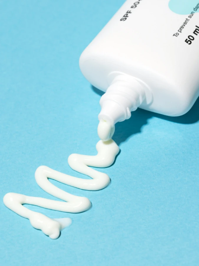 Солнцезащитный крем с токоферолом и витамином С TIAM Daily Sun Care Cream SPF 50+ PA+++