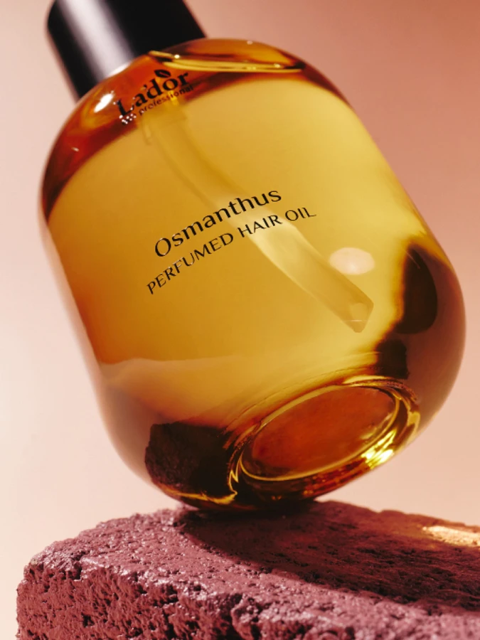 Восстанавливающее парфюмированное масло для волос с цветочным ароматом La’dor Perfumed Hair Oil 03 Osmanthus