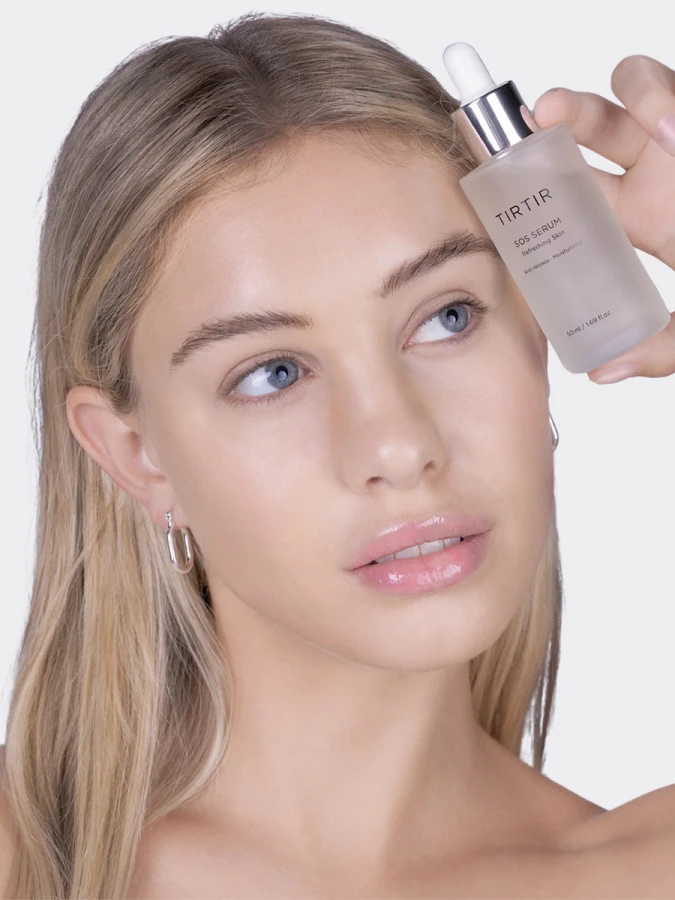 Успокаивающая сыворотка с растительными экстрактами TIRTIR SOS Serum