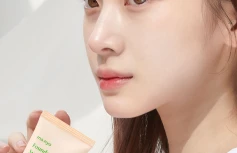 Солнцезащитный крем с тональным эффектом Ma:nyo Factory Foundation-Free Sun Cream SPF50+ PA++++