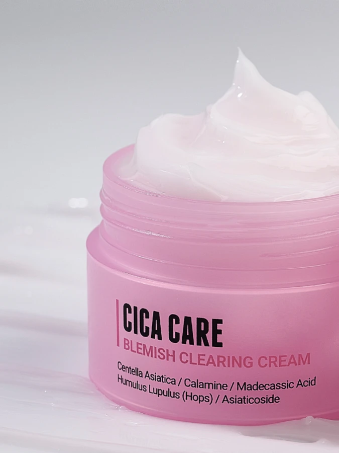 Успокаивающий крем для лица с экстрактом центеллы азиатской ROVECTIN Cica Care Blemish Clearing Cream
