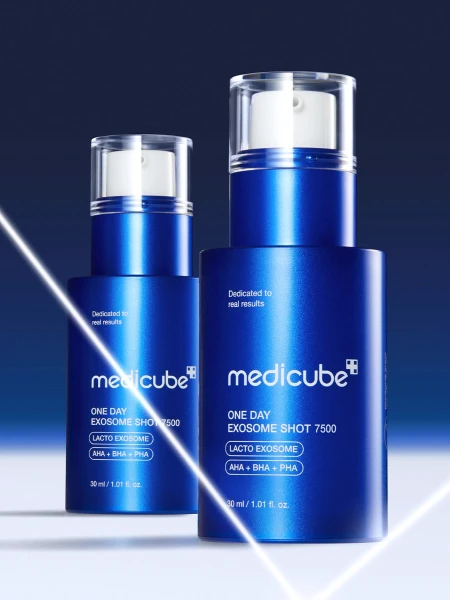Интенсивная выравнивающая сыворотка со спикулами и экзосомами Medicube One Day Exosome Shot Pore Serum 7500 Интенсивная выравнивающая сыворотка со спикулами и экзосомами Medicube One Day Exosome Shot Pore Serum 7500