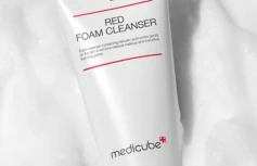 Противовоспалительная пенка для умывания с салициловой кислотой Medicube Red Foam Cleanser
