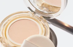 Тональный кушон с влажным финишем AMUSE Dew Jelly Vegan Cushion SPF 38 PA+++ 01 SoonSoo