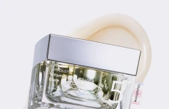 Антиоксидантный осветляющий крем для лица с глутатионом Numbuzin No.5+ Vitamin Glutathione Dark Spot Cream