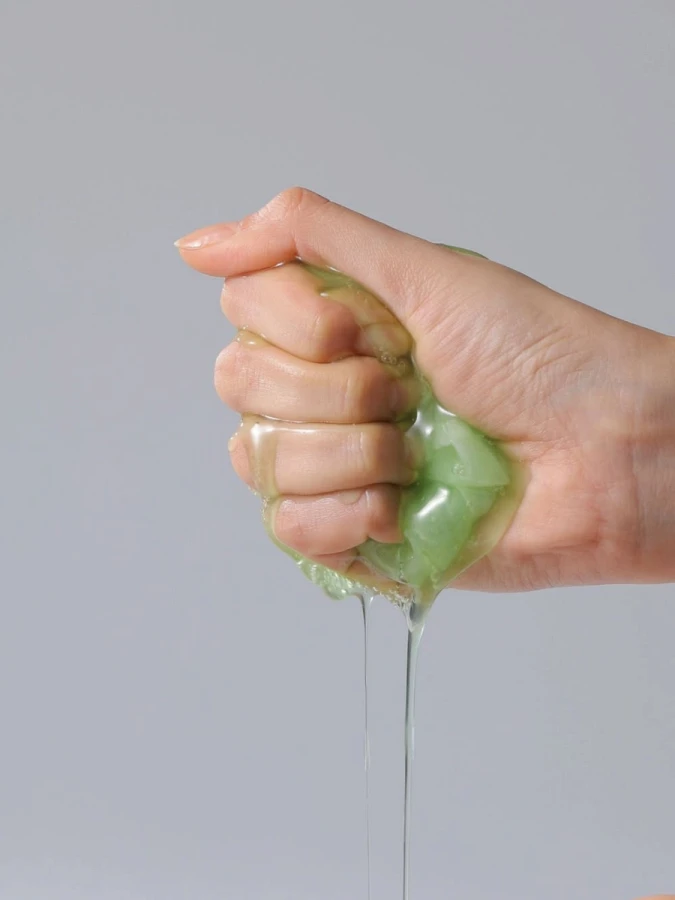 Тонизирующая тканевая маска с экстрактом нони Celimax The Real Noni Energy Ampoule Mask