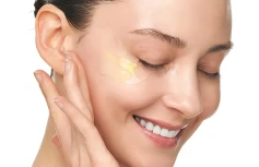 Разглаживающий капсульный крем с коллагеном и спикулами Sungboon Editor  Deep Collagen Retinol Power Boosting Capsule Cream