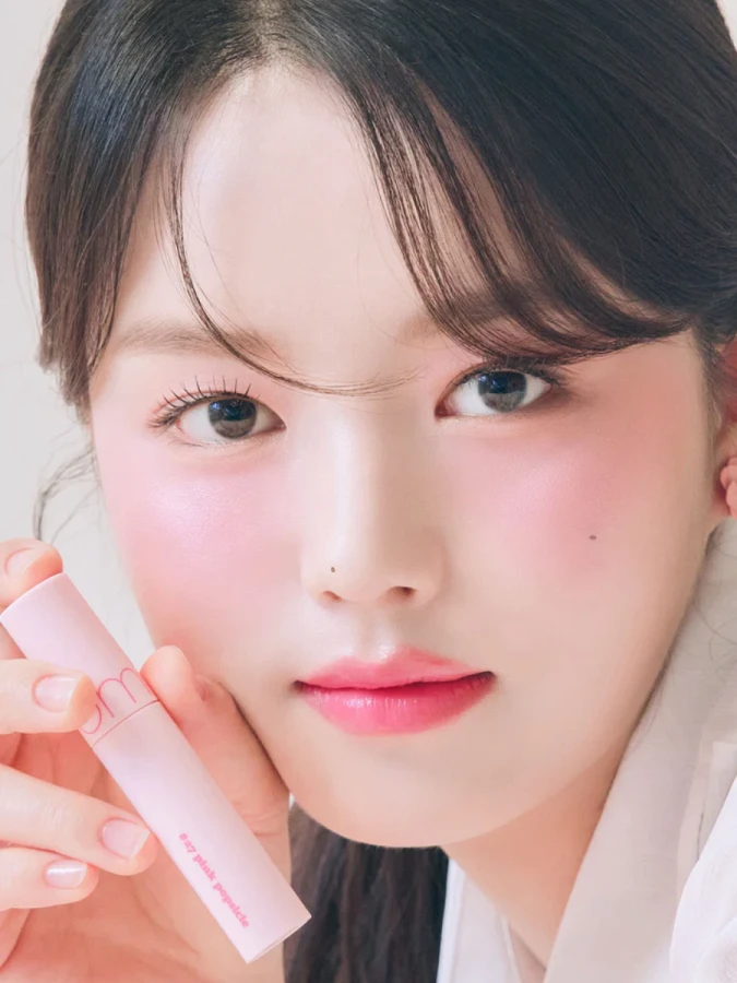 Сочный глянцевый пигмент для губ с оттенком розового леденца rom&nd Juicy Lasting Tint 27 Pink Popsicle