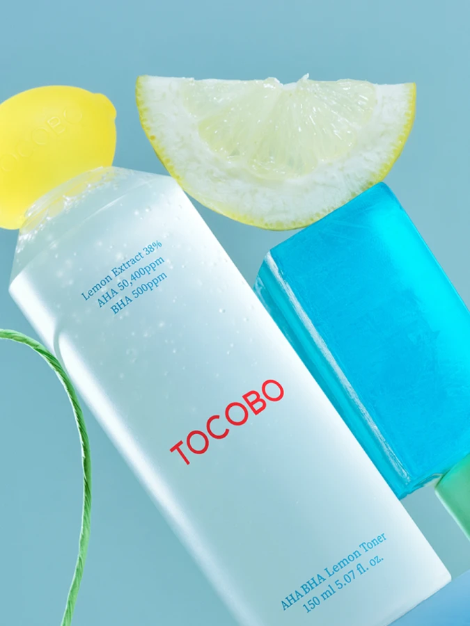 Отшелушивающий тонер с комплексом кислот и экстрактом лимона TOCOBO AHA BHA Lemon Toner