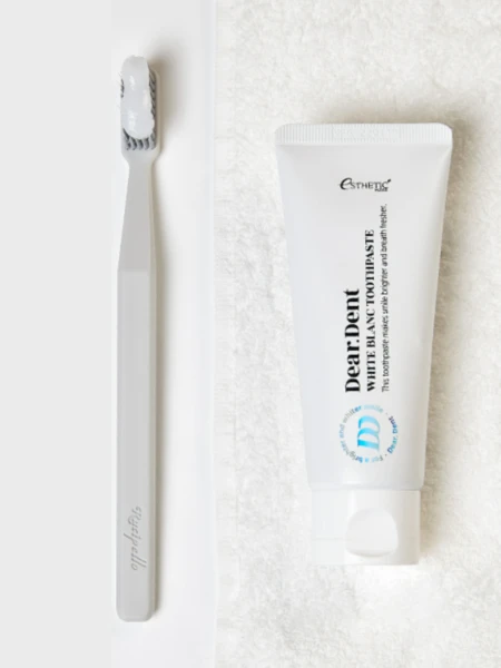 Отбеливающая зубная паста с растительными экстрактами Esthetic House Dear.Dent White Blanc Toothpaste Отбеливающая зубная паста с растительными экстрактами Esthetic House Dear.Dent White Blanc Toothpaste
