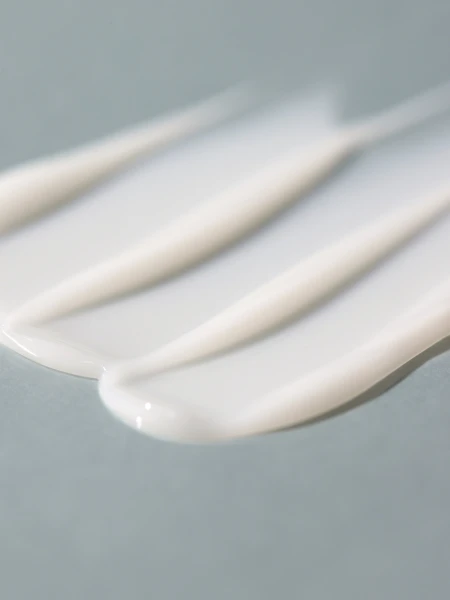 Успокаивающий крем для лица с экстрактом солодки I'm From Licorice Calming Cream Успокаивающий крем для лица с экстрактом солодки I'm From Licorice Calming Cream