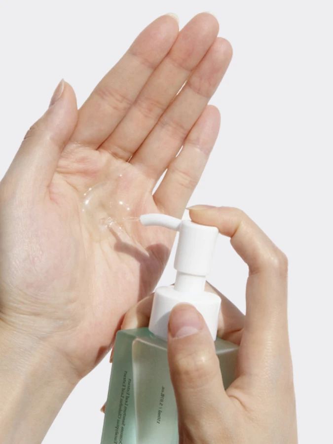 Успокаивающее гидрофильное масло с травяными экстрактами Dr.Althea Gentle Pore Cleansing Oil Успокаивающее гидрофильное масло с травяными экстрактами Dr.Althea Gentle Pore Cleansing Oil