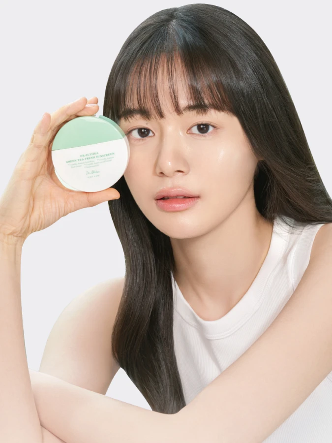 Освежающий солнцезащитный крем Dr.Althea Green Tea Fresh Sunscreen SPF50+ PA++++