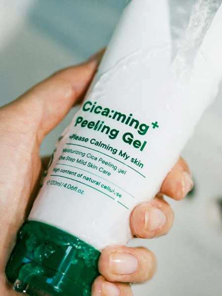 Успокаивающий пилинг-гель с экстрактом центеллы One-Day's You Cica:ming Peeling Gel
