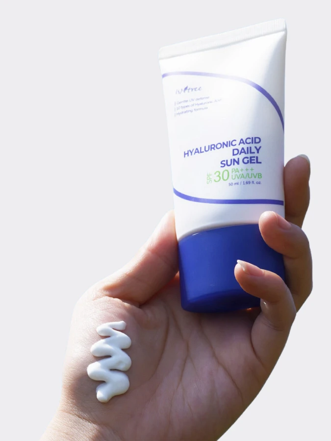 Мягкий солнцезащитный гель с гиалуроновой кислотой IsNtree Hyaluronic Acid Daily Sun Gel SPF30+ PA+++