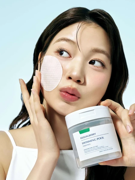 Увлажняющие тонер-диски с экстрактом центеллы EQQUALBERRY Swimming Pool Toner Pads