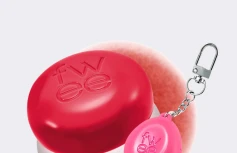 Набор: оттеночное суфле + брелок fwee Lip&Cheek Blurry Pudding Pot Keyring Set RD03 Ambitious