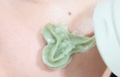 Очищающая маска-пенка для умывания с экстрактом зелёной сливы CKD Greenplum AHA BHA Mochi Mask Cleanser