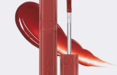 Лёгкий глянцевый тинт в оттенке чили rom&nd DEWY·FUL Water Tint 04 Chili Up