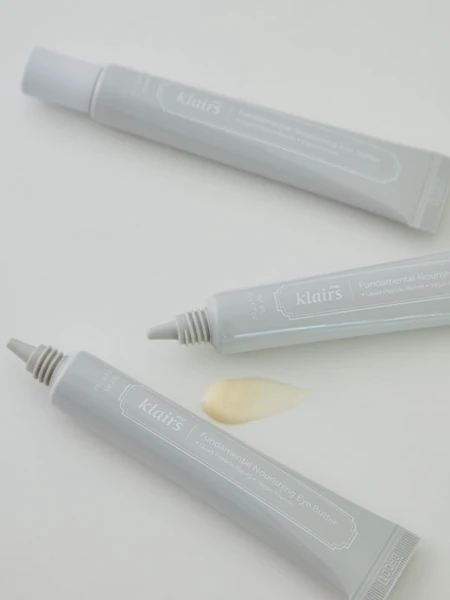 Крем для век с кофеином и пептидами Dear, Klairs Fundamental Nourishing Eye Butter Крем для век с кофеином и пептидами Dear, Klairs Fundamental Nourishing Eye Butter