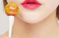 Жидкая помада-тинт Chupa Chups Lip Locker 06 Peach
