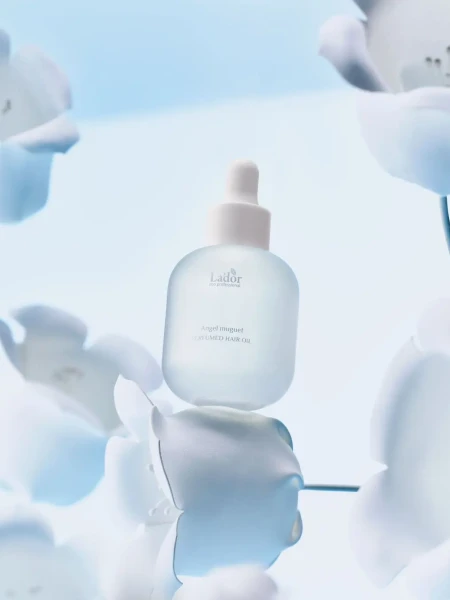 Увлажняющее парфюмированное масло для волос с ароматом ландыша La’dor Perfumed Hair Oil Angel Muguet