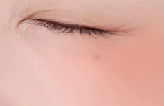 Двойные мягкие румяна с муссовой текстурой fwee Mellow Dual Blush CR01 Juicy Smile