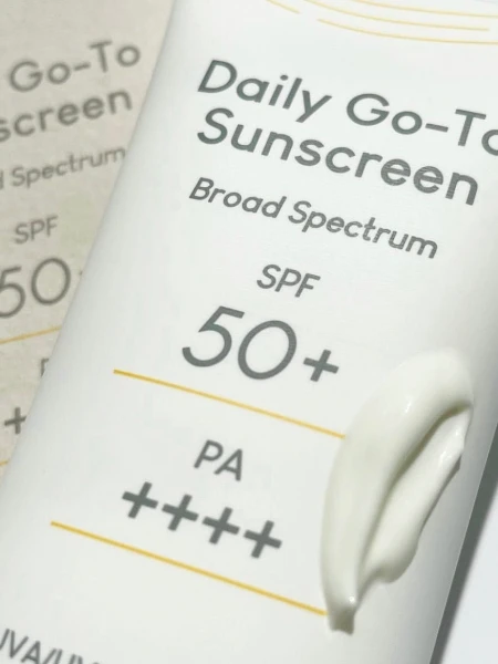 Успокаивающий солнцезащитный крем с экстрактом центеллы Purito Daily Go-To Sunscreen SPF50+ PA++++ Успокаивающий солнцезащитный крем с экстрактом центеллы Purito Daily Go-To Sunscreen SPF50+ PA++++