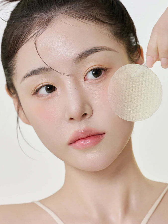 Осветляющие гелевые тонер-диски для лица с ниацинамидом Biodance Vita Niacinamide Gel Toner Pads