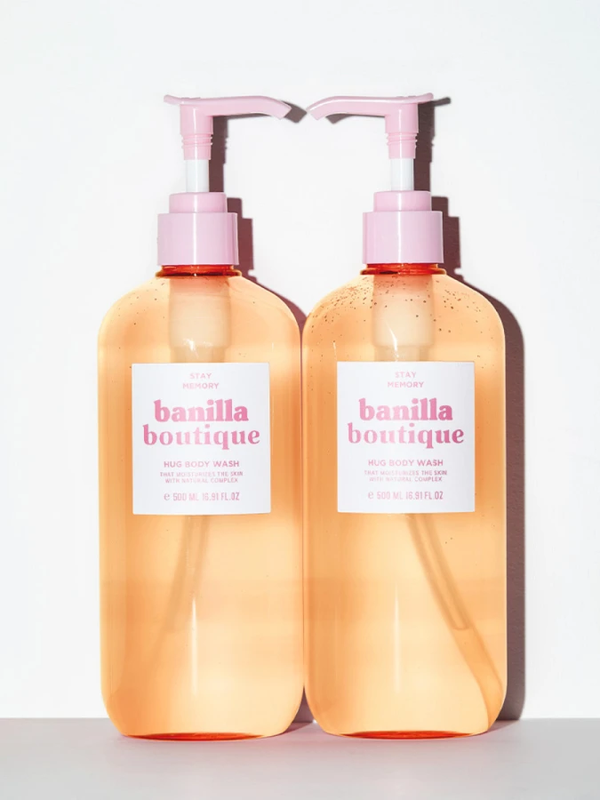 Гель для душа с цветочным ароматом Ma:nyo Factory Banilla Boutique Hug Perfume Body Wash