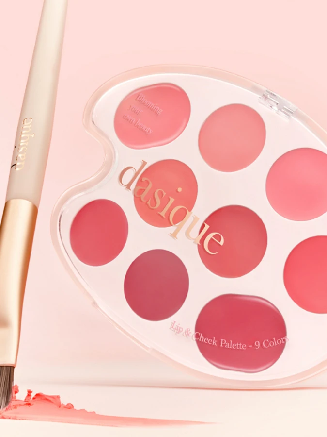 Универсальная кремовая палетка для губ и щёк Dasique Lip & Cheek Palette #02 Coral Coloring