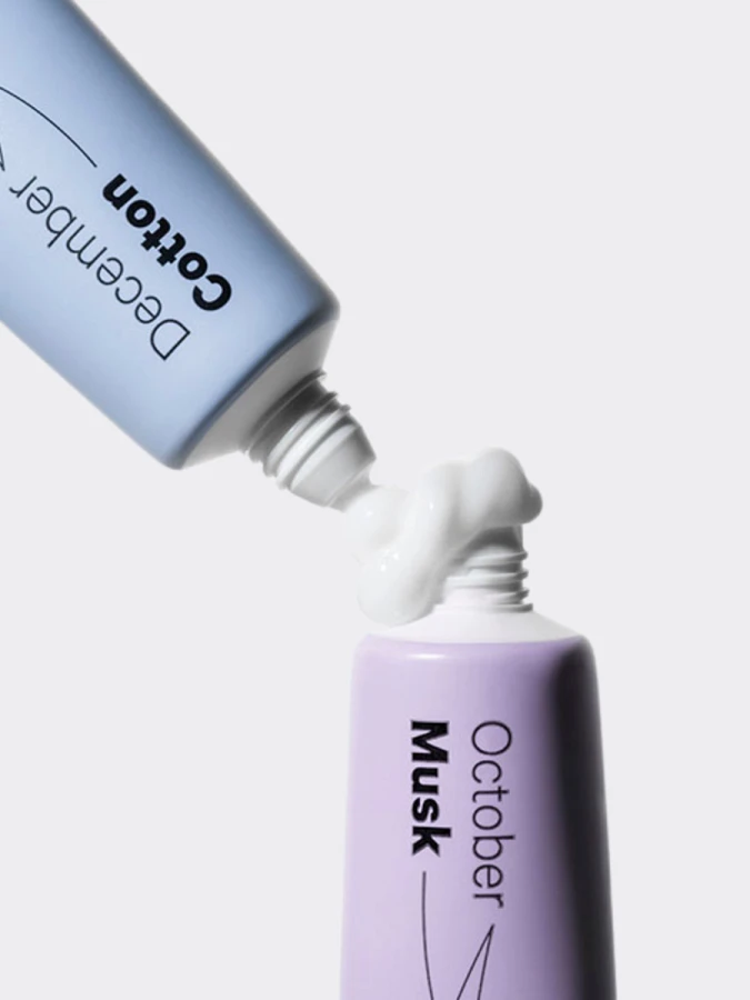Парфюмированный крем для рук с маслом ши и ароматом хлопка DR.F5 Favourite Season Hand Cream December Cotton