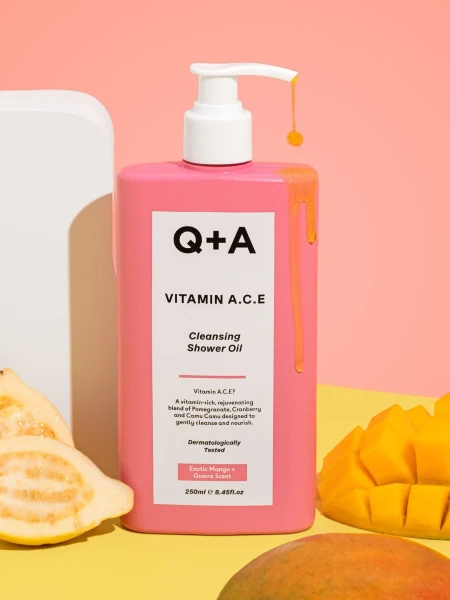 Очищающее масло для душа с комплексом витаминов Q+A Vitamin A.C.E. Cleansing Shower Oil