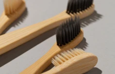 Набор бамбуковых зубных щеток Aromatica Bamboo Toothbrush Duo