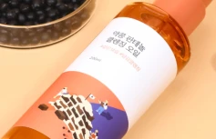 Мягкое гидрофильное масло с экстрактом черной сои и пантенолом Round Lab Soybean Panthenol Cleansing Oil