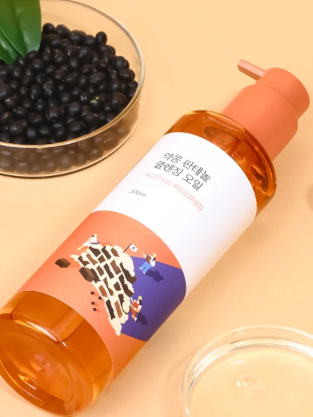 Мягкое гидрофильное масло с экстрактом черной сои и пантенолом Round Lab Soybean Panthenol Cleansing Oil