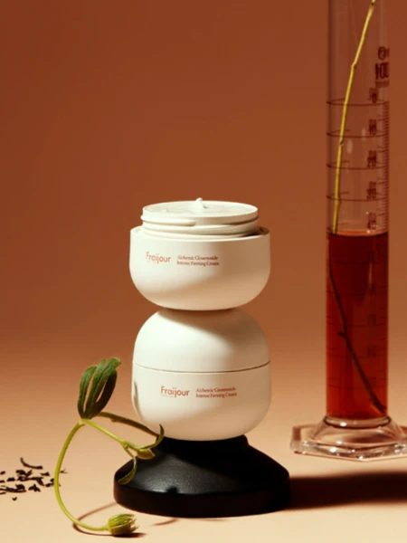 Разглаживающий крем для лица с экстрактом женьшеня Fraijour Alchemic Ginsenoside Intense Firming Cream