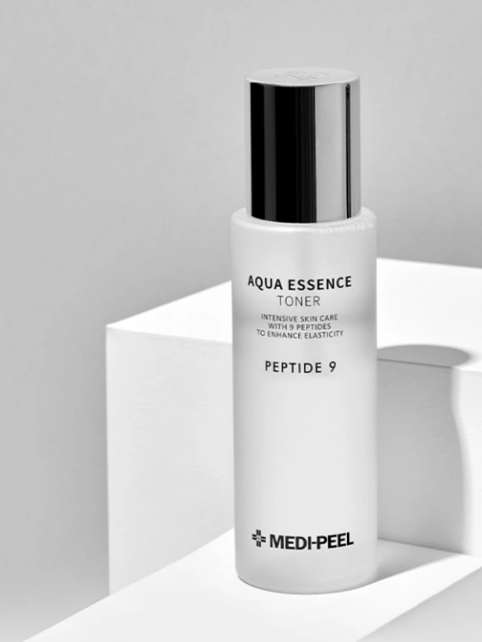 Увлажняющий тонер-эссенция с пептидами и гиалуроновой кислотой MEDI-PEEL Peptide 9 Aqua Essence Toner