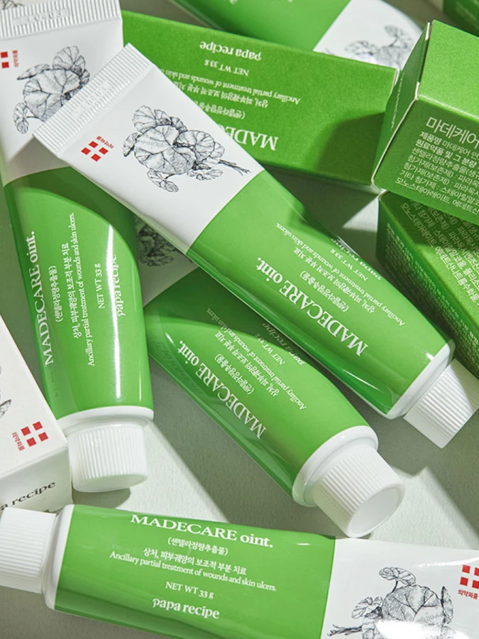 Заживляющий бальзам с экстрактом центеллы Papa Recipe Madecare Ointment