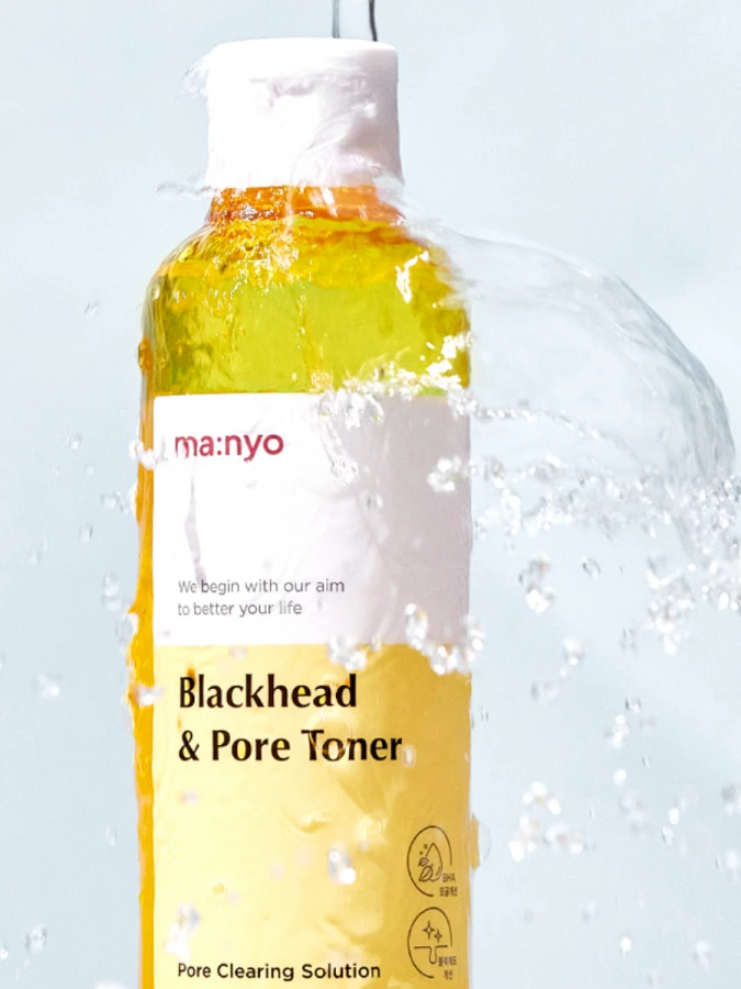 Очищающий тонер на основе гамамелиса и салициловой кислоты Ma:nyo Factory Blackhead & Pore Toner