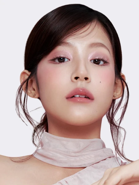 Двойные мягкие румяна с муссовой текстурой fwee Mellow Dual Blush RS01 Rosy Talk