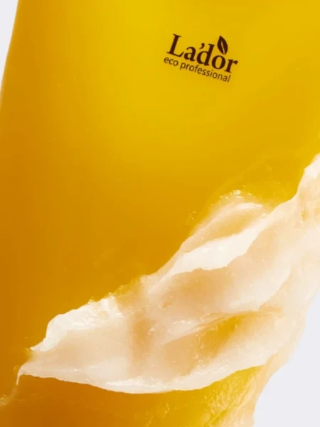 Набор для ухода за волосами с древесно-травяным ароматом TRAVEL La’dor Perfumed Hair Hinoki