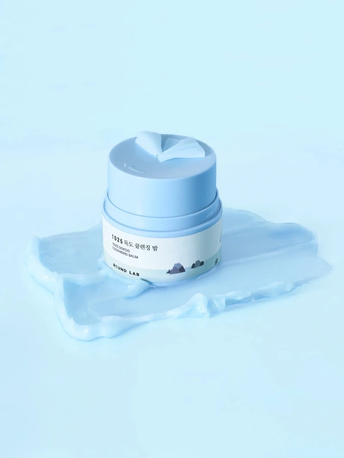 Очищающий гидрофильный бальзам-точилка с морской водой Round Lab 1025 Dokdo Cleansing Balm
