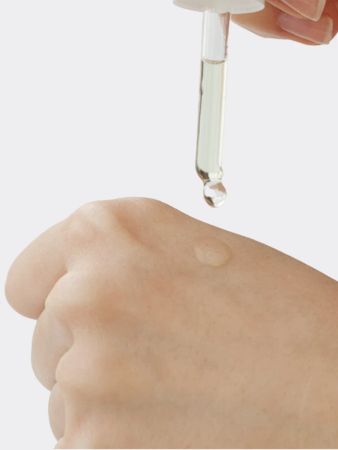 Комплекс успокаивающих масел для лица с чайным деревом Ma:nyo Factory Tea Tree Herb Oil